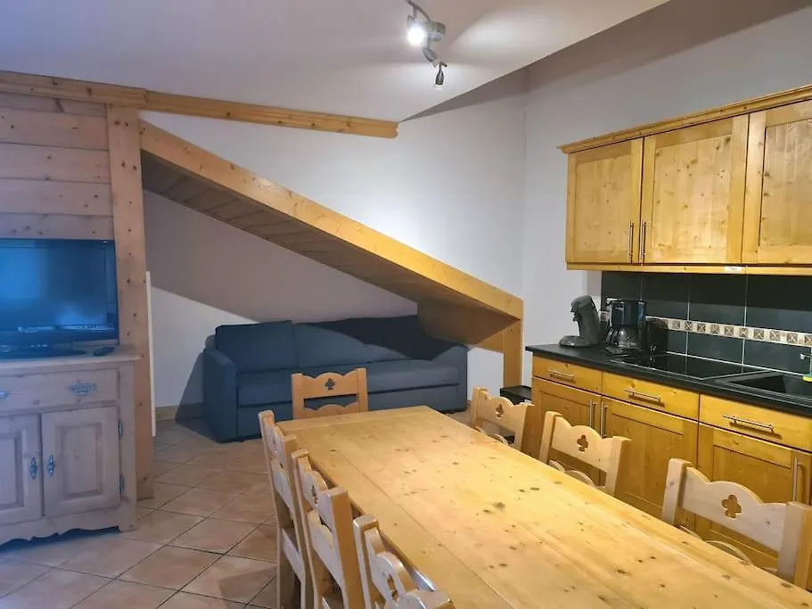 Appartement Le D12 Samoens Apartment
